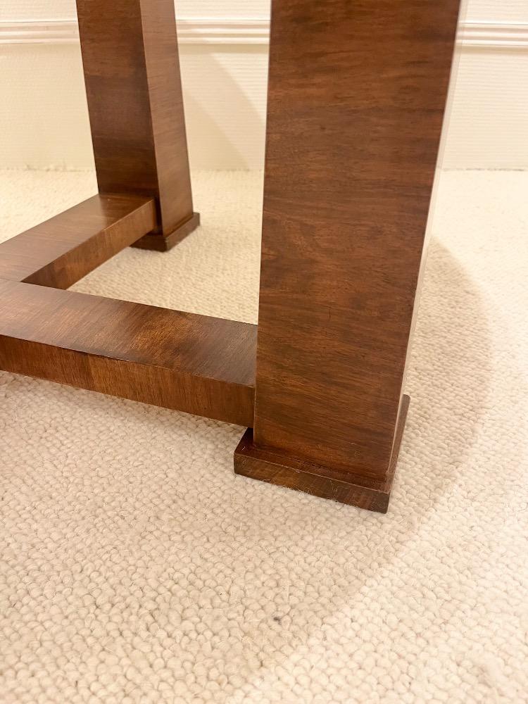 Large walnut guéridon. France circa 1950-60.