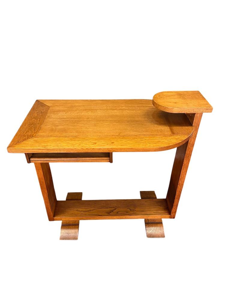 Oak modernist desk. France circa 1930.