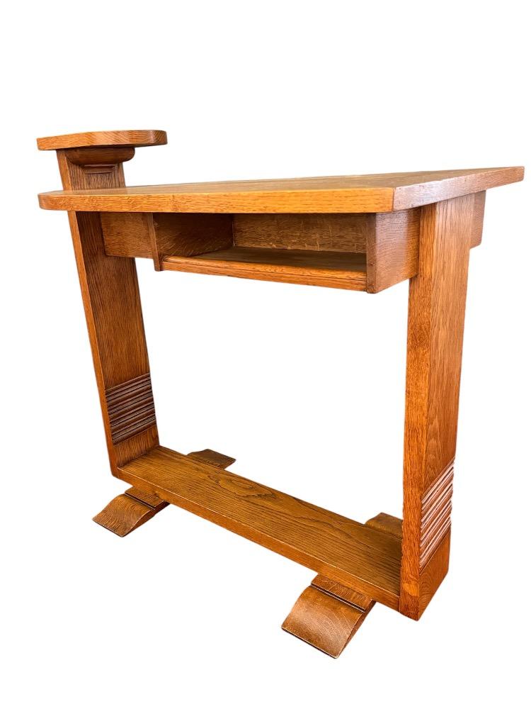 Oak modernist desk. France circa 1930.